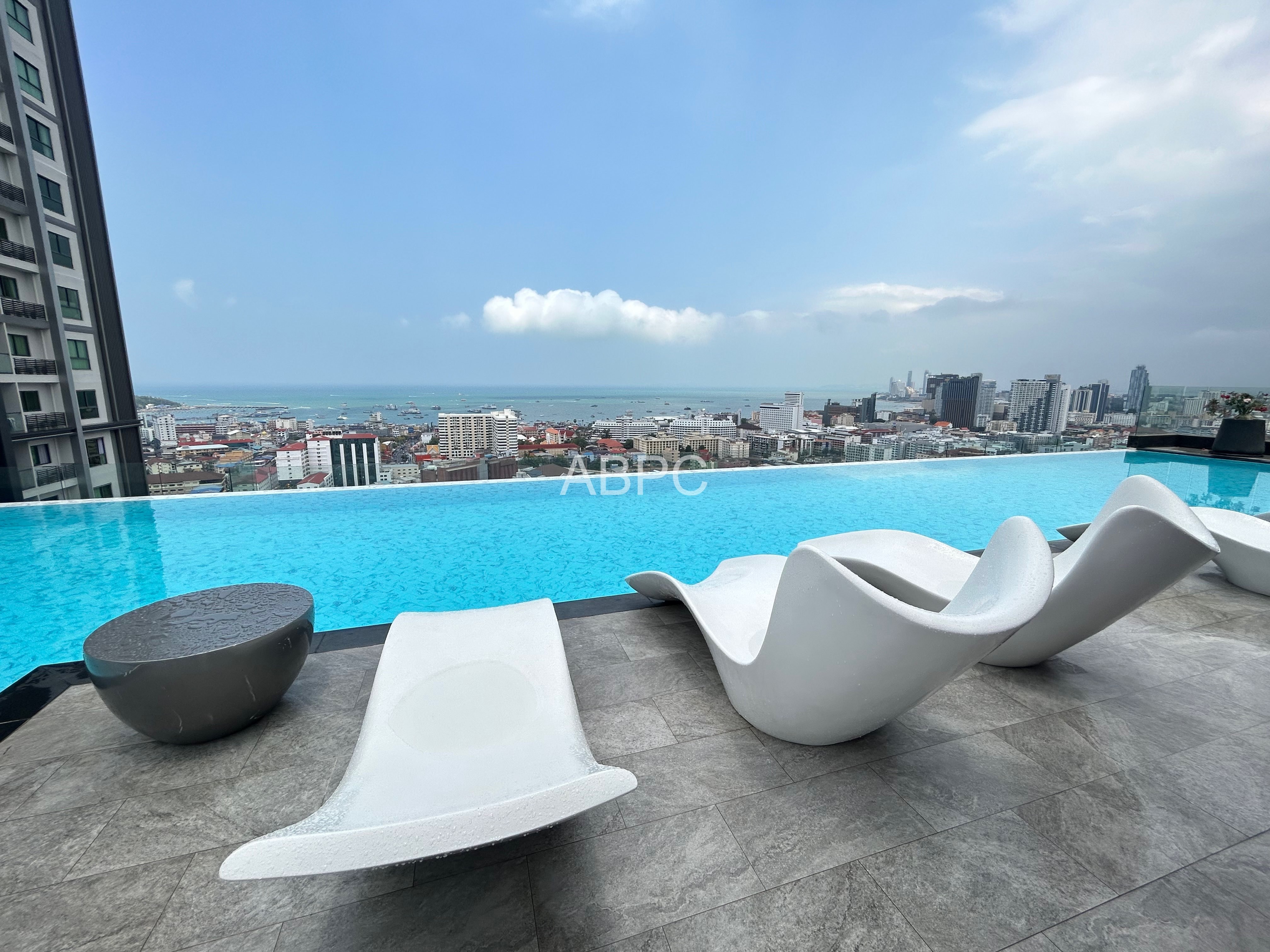 JUST IN 2 Bedroom Condo in Arcadia Millenium Tower