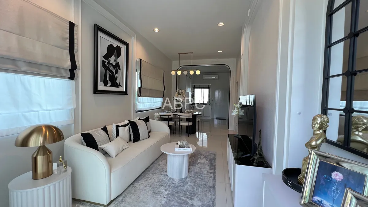 2 Bedroom House in East Pattaya photo 11