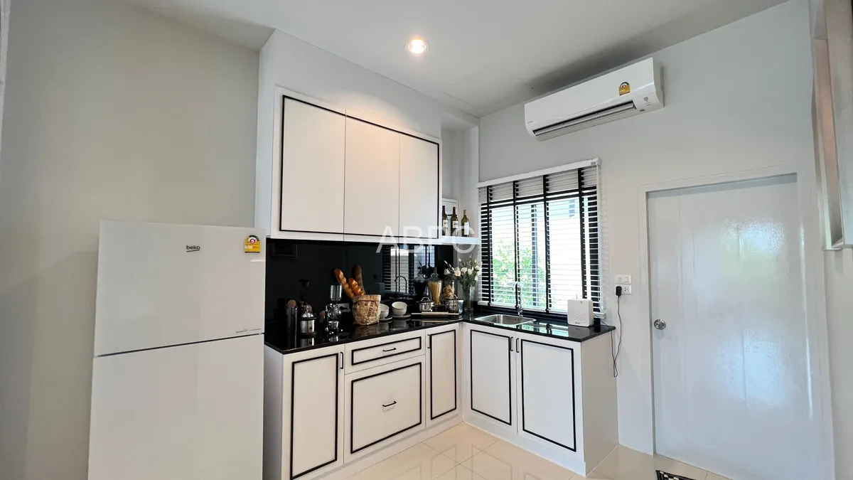 2 Bedroom House in East Pattaya photo 12