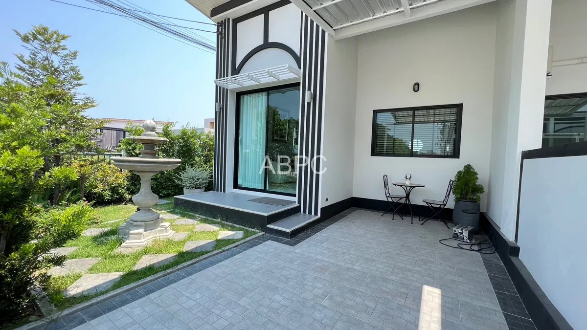 2 Bedroom House in East Pattaya photo 10
