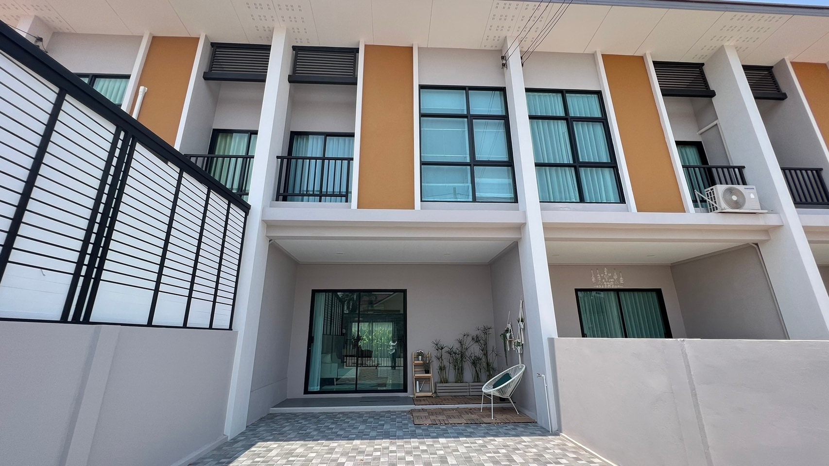 3 Bedroom 2 Bathroom in East Pattaya photo 25