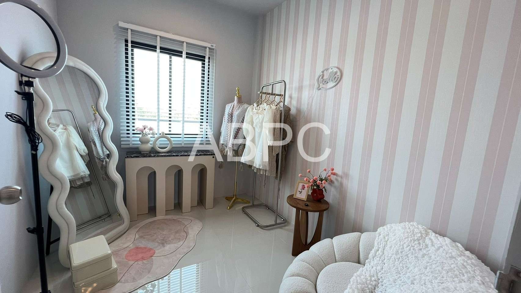 3 Bedroom 2 Bathroom in East Pattaya photo 6