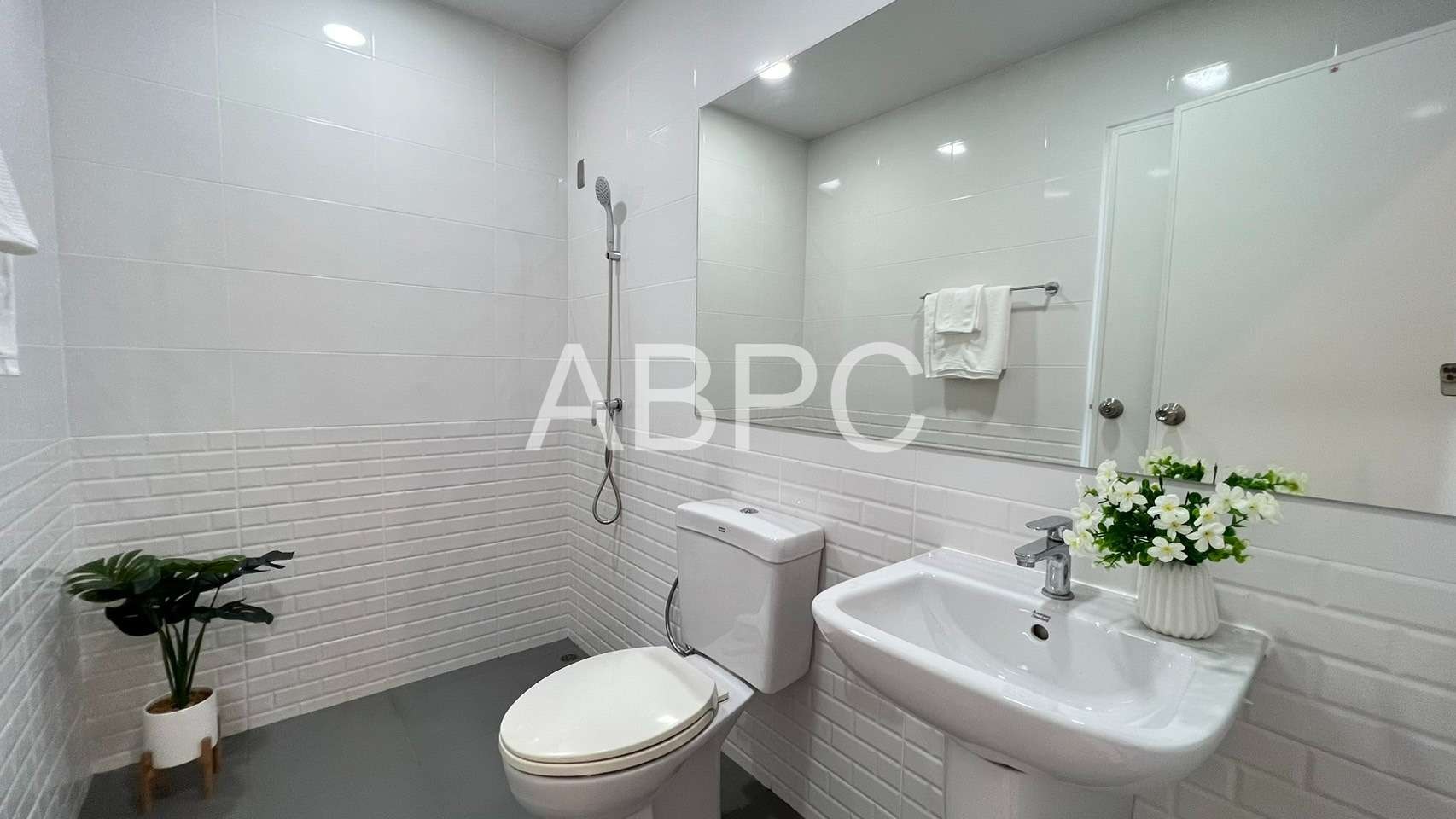 3 Bedroom 2 Bathroom in East Pattaya photo 3