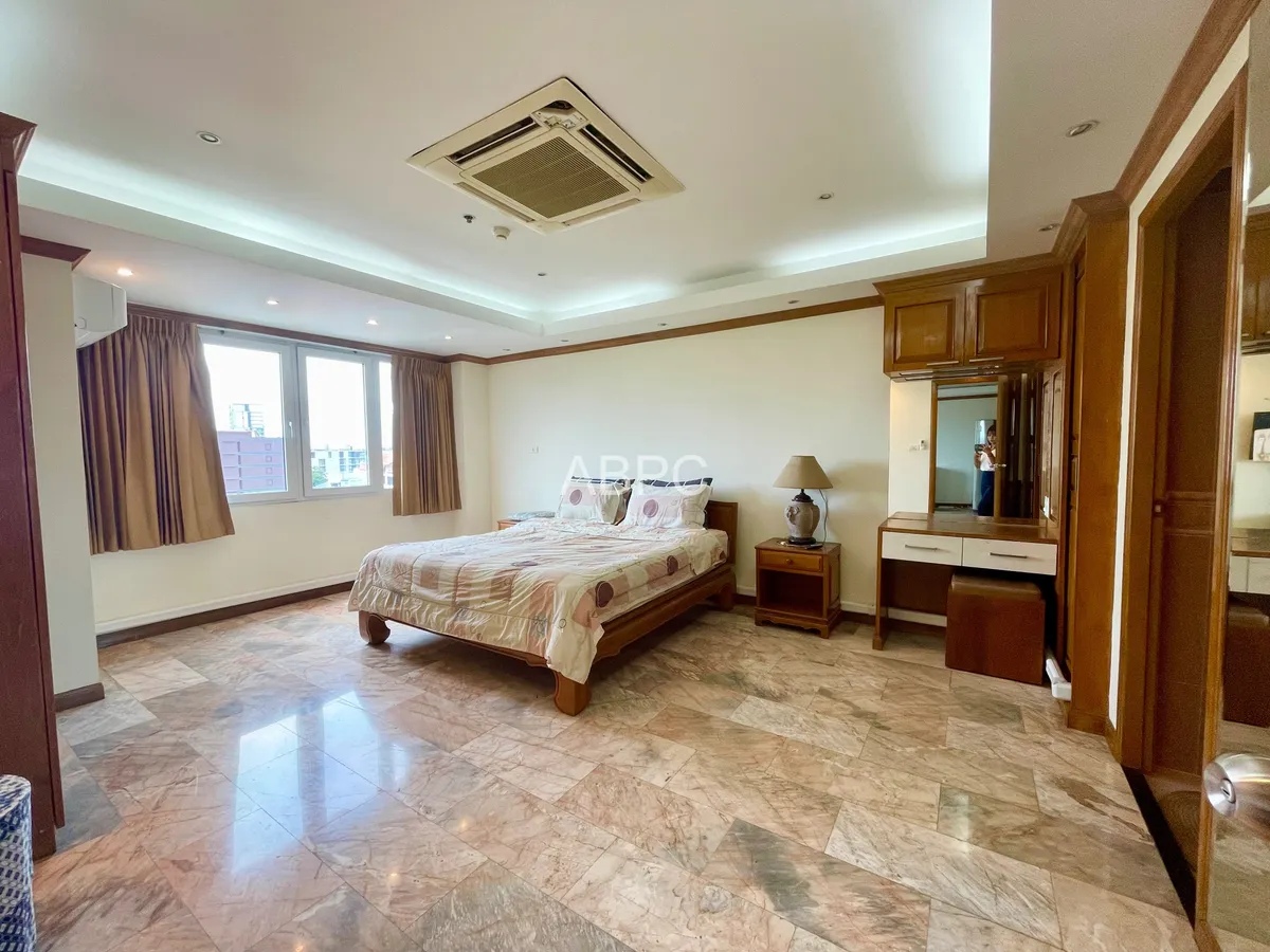 JUST IN 1 Bedroom Condo Condo in Nova Atrium photo 6