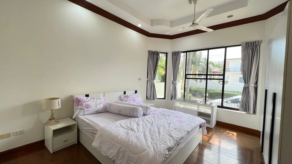 3 Bedroom 3 Bathroom Pool Villa in East Pattaya photo 14