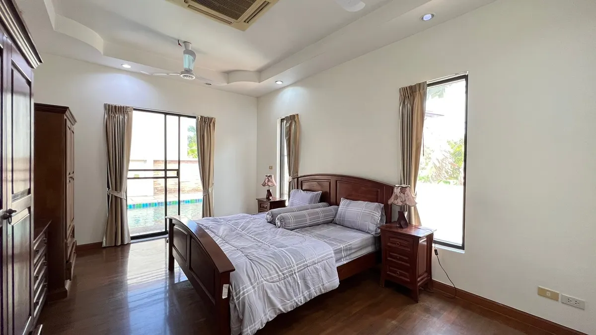 3 Bedroom 3 Bathroom Pool Villa in East Pattaya photo 15