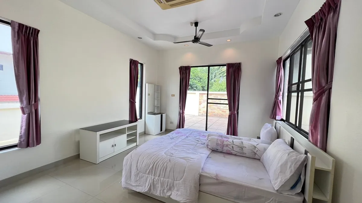 3 Bedroom 3 Bathroom Pool Villa in East Pattaya photo 17