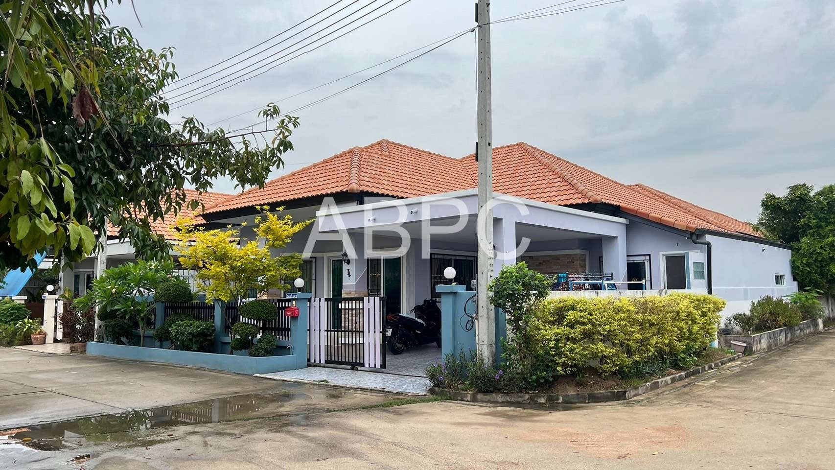 Reduced! 3 Bedroom House in East Pattaya photo 3