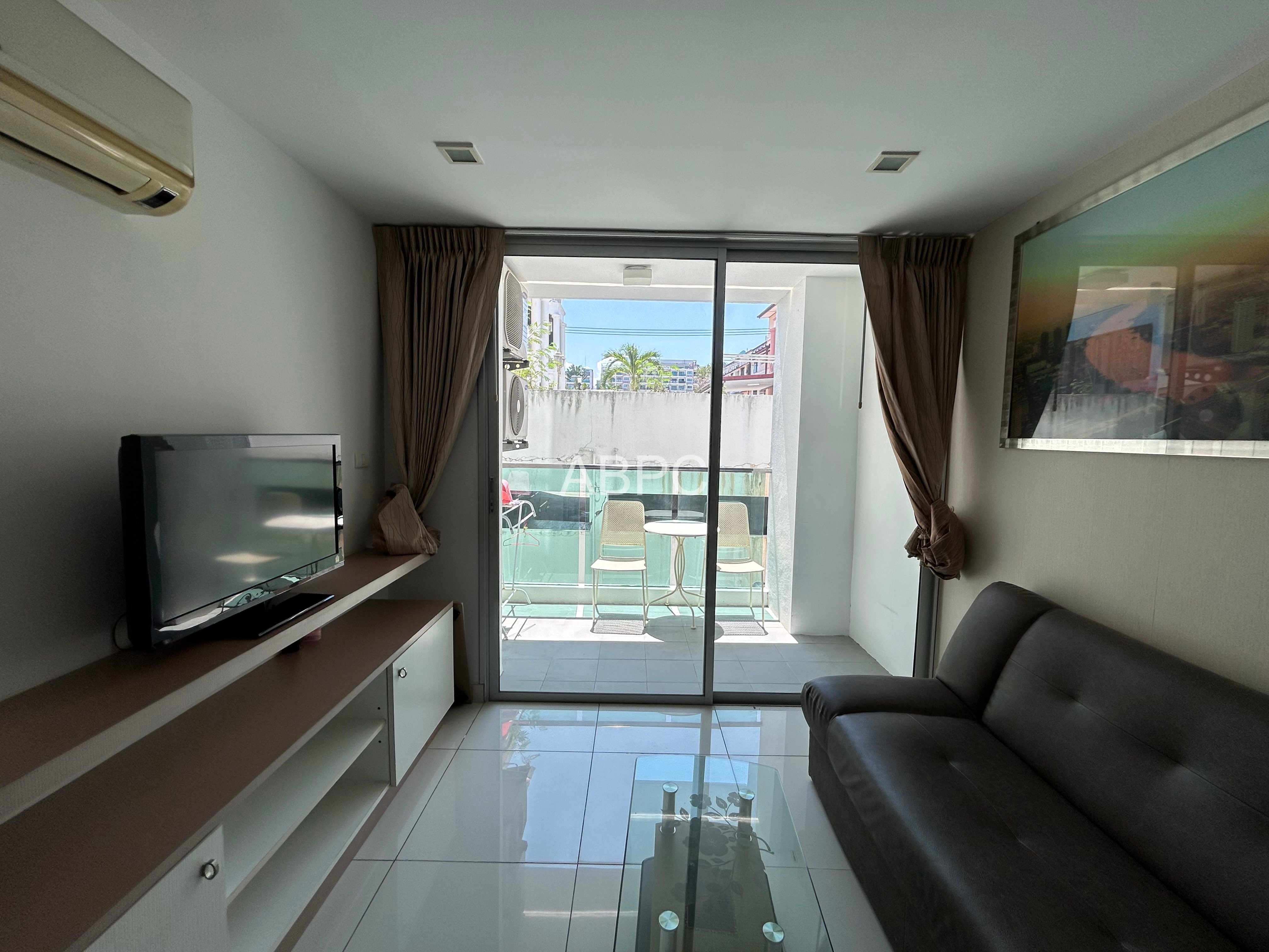 1 Bed 1 Bath Condo In Pratumnak photo 6