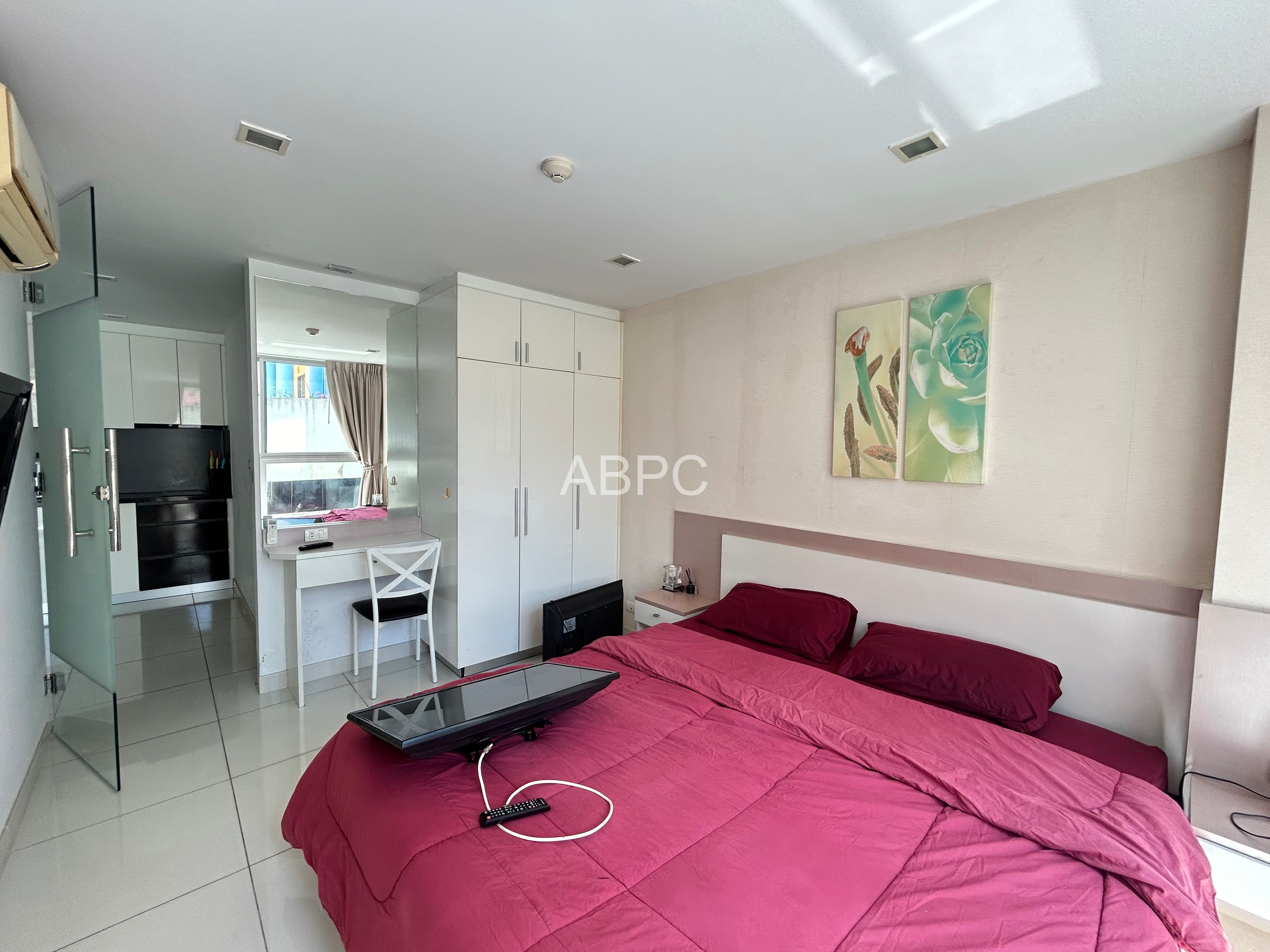 1 Bed 1 Bath Condo In Pratumnak photo 7