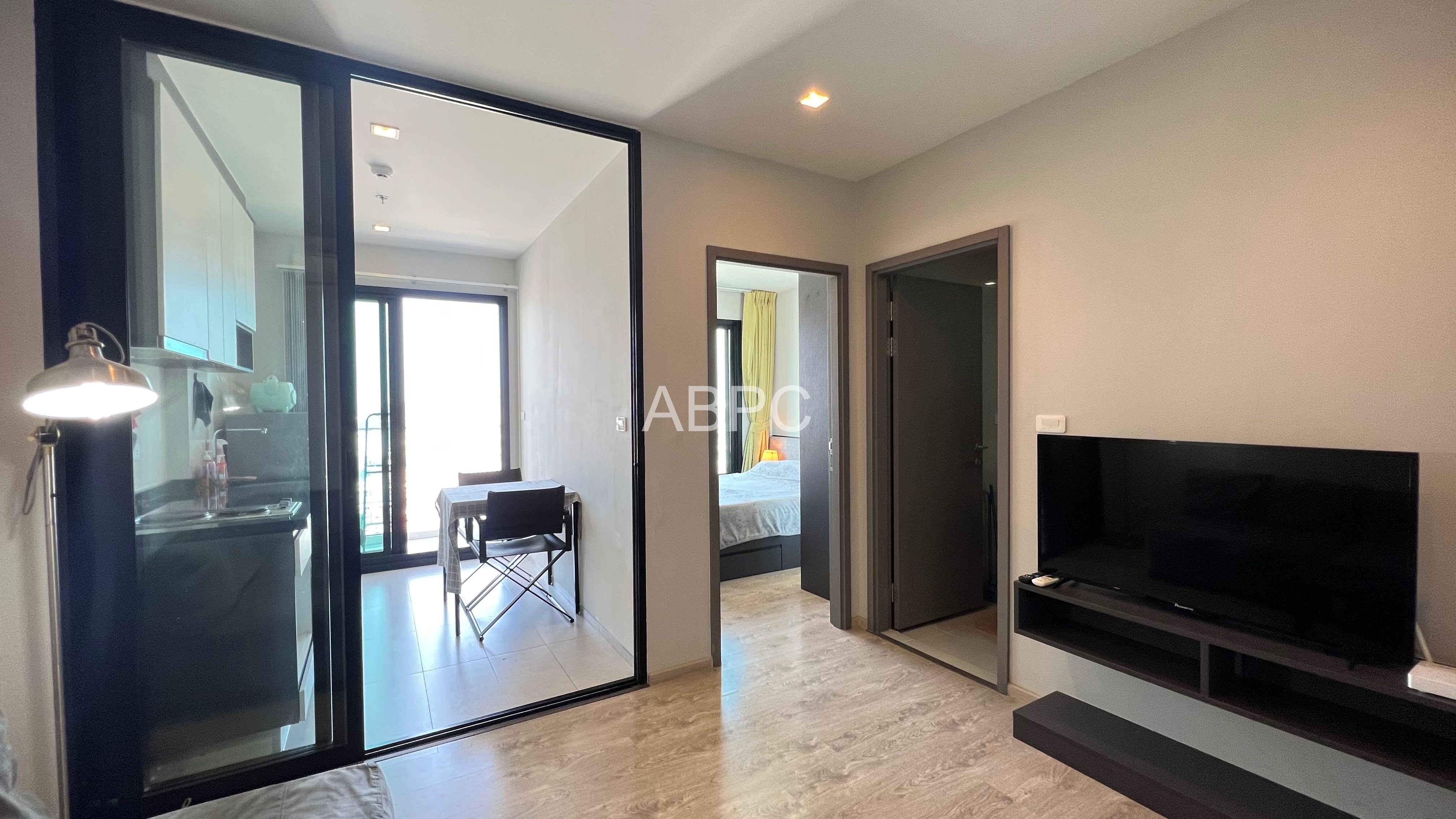 1 Bed Ocean View The Base Central Pattaya photo 12