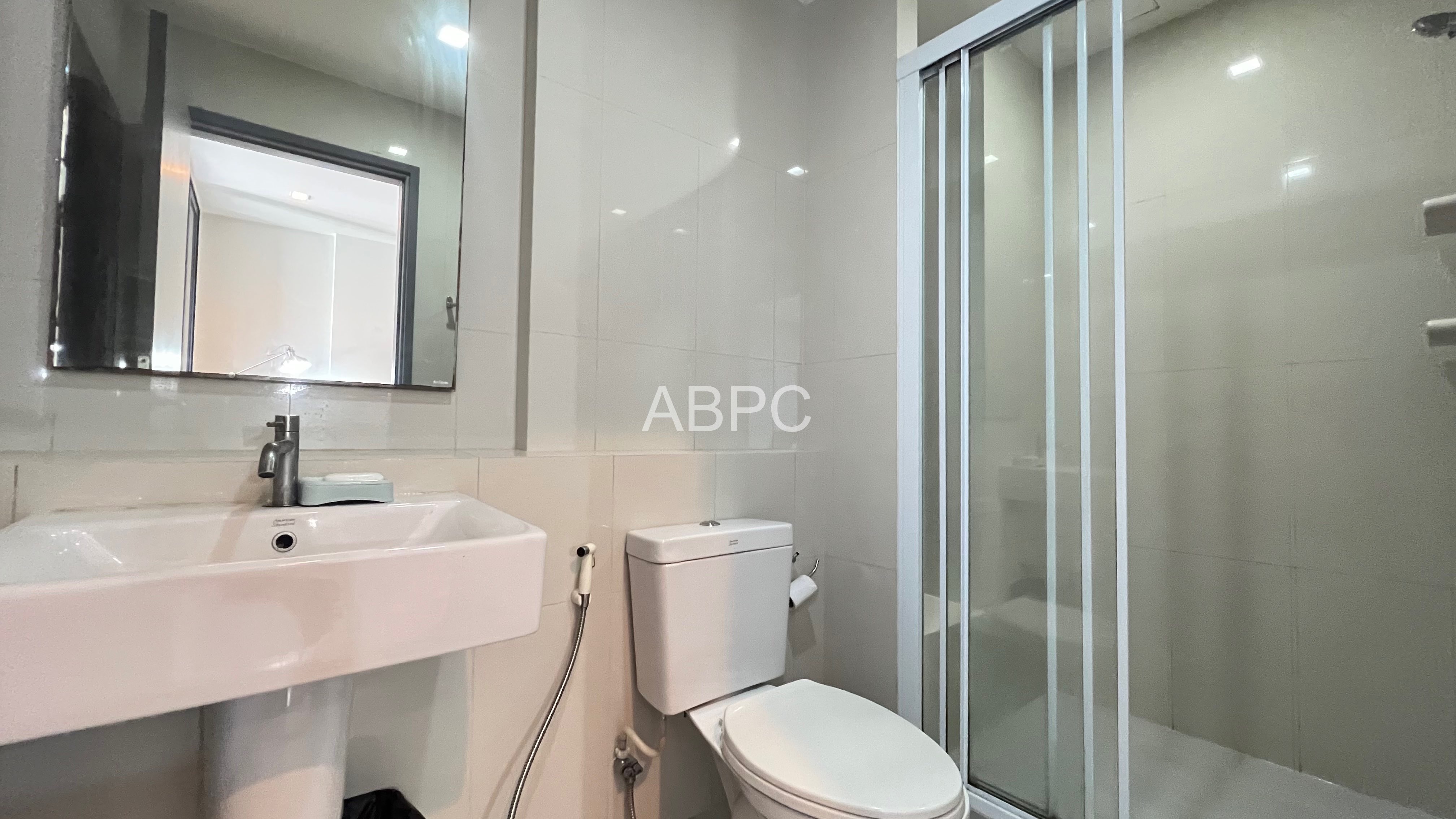 1 Bed Ocean View The Base Central Pattaya photo 8