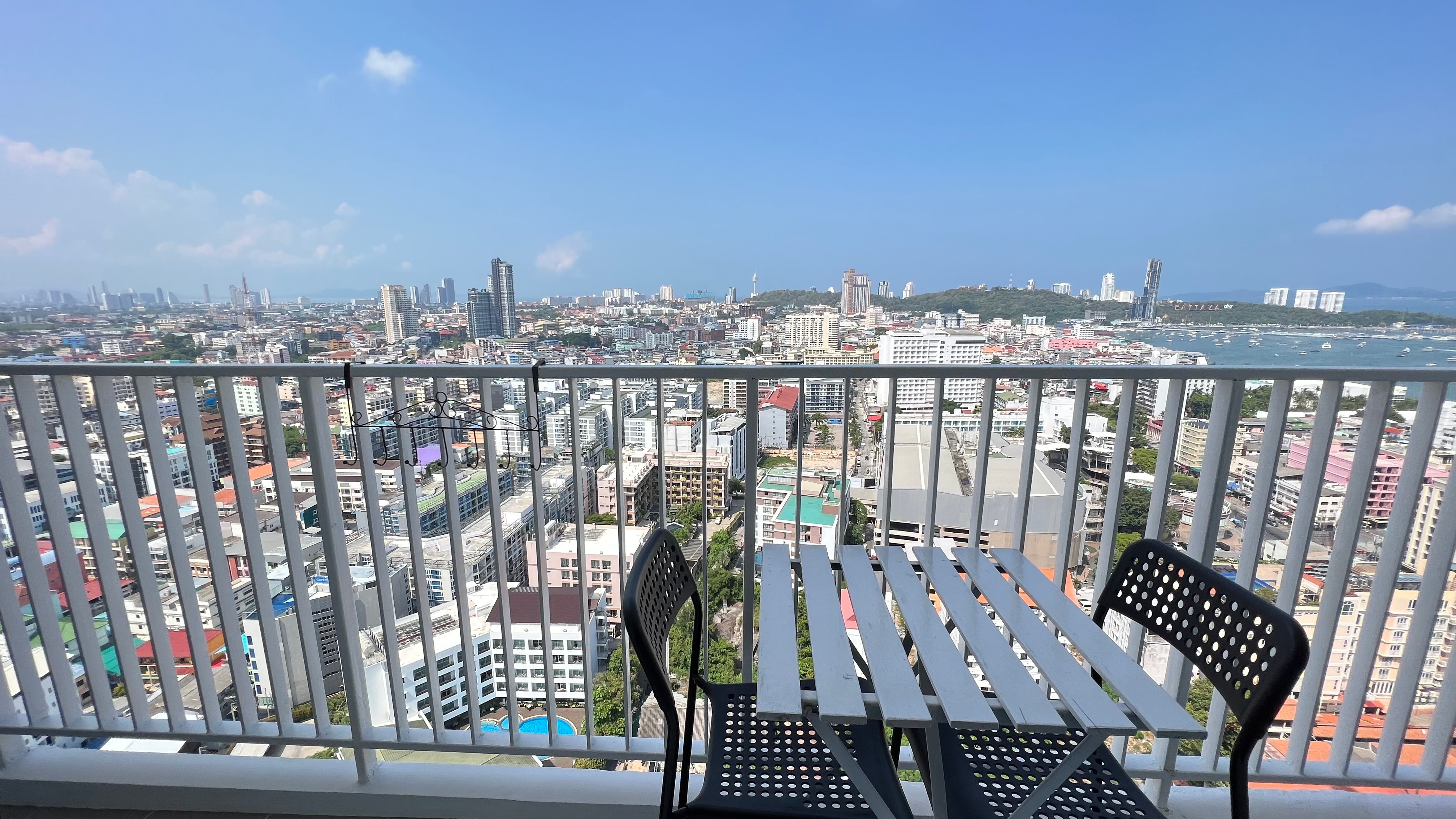 1 Bed Ocean View The Base Central Pattaya photo 22
