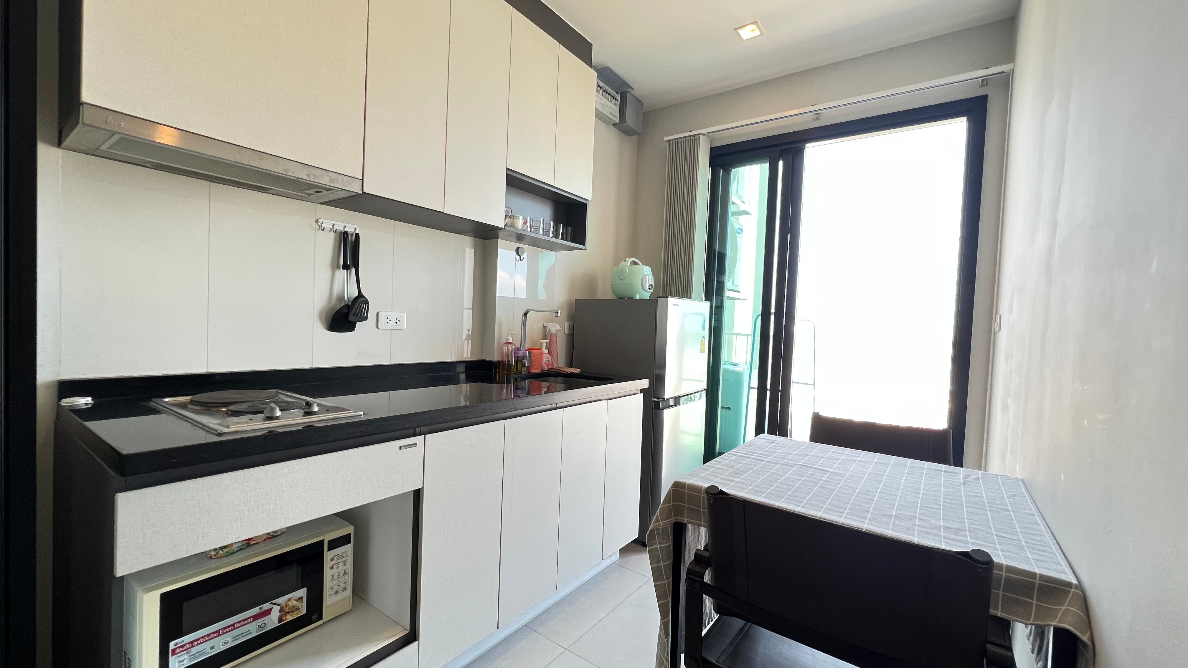 1 Bed Ocean View The Base Central Pattaya photo 16