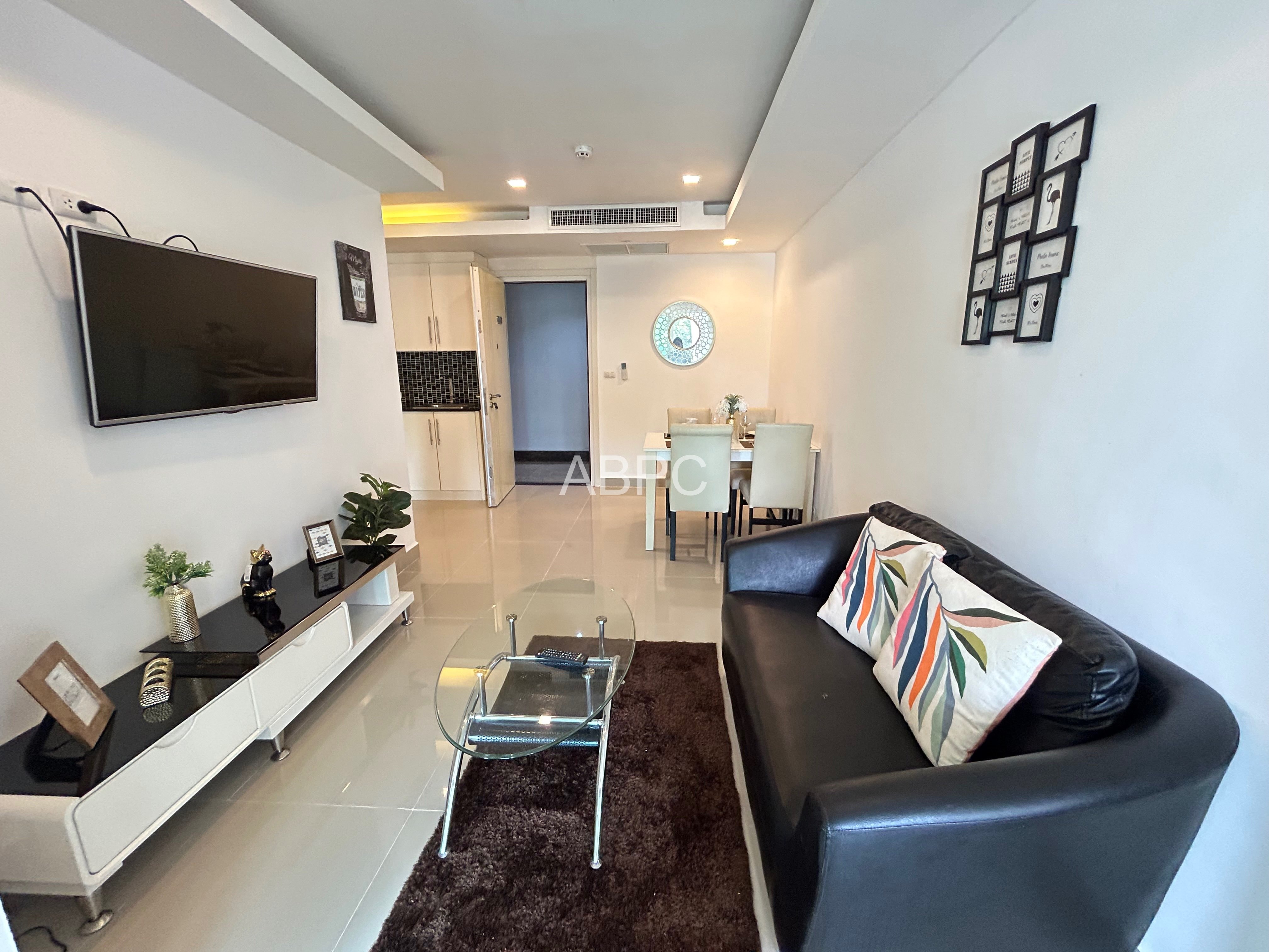 Just IN 1 Bedroom Condo in Cosy Beach View For Rent