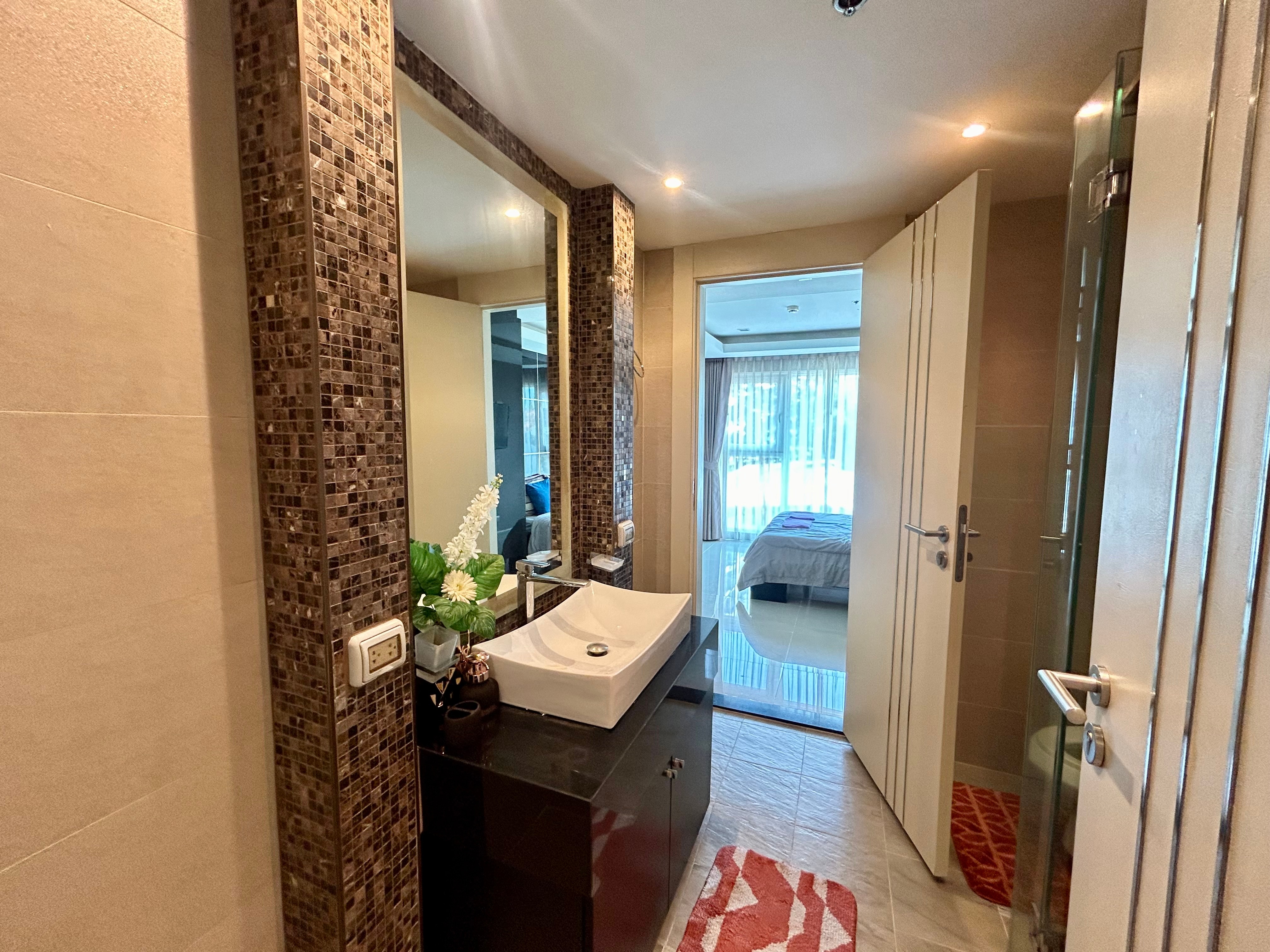 Just IN 1 Bedroom Condo in Cosy Beach View For Rent photo 28