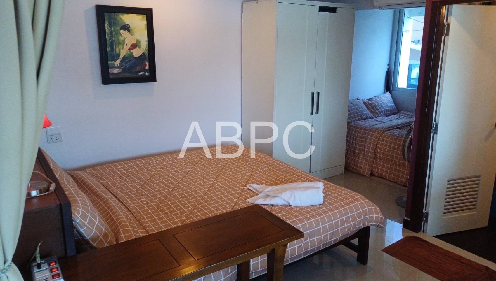 Large City View Studio Condo In Central Pattaya photo 6