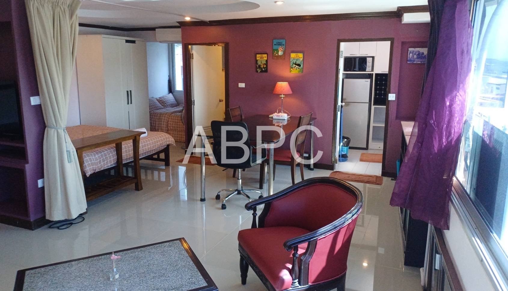 Large City View Studio Condo In Central Pattaya photo 3