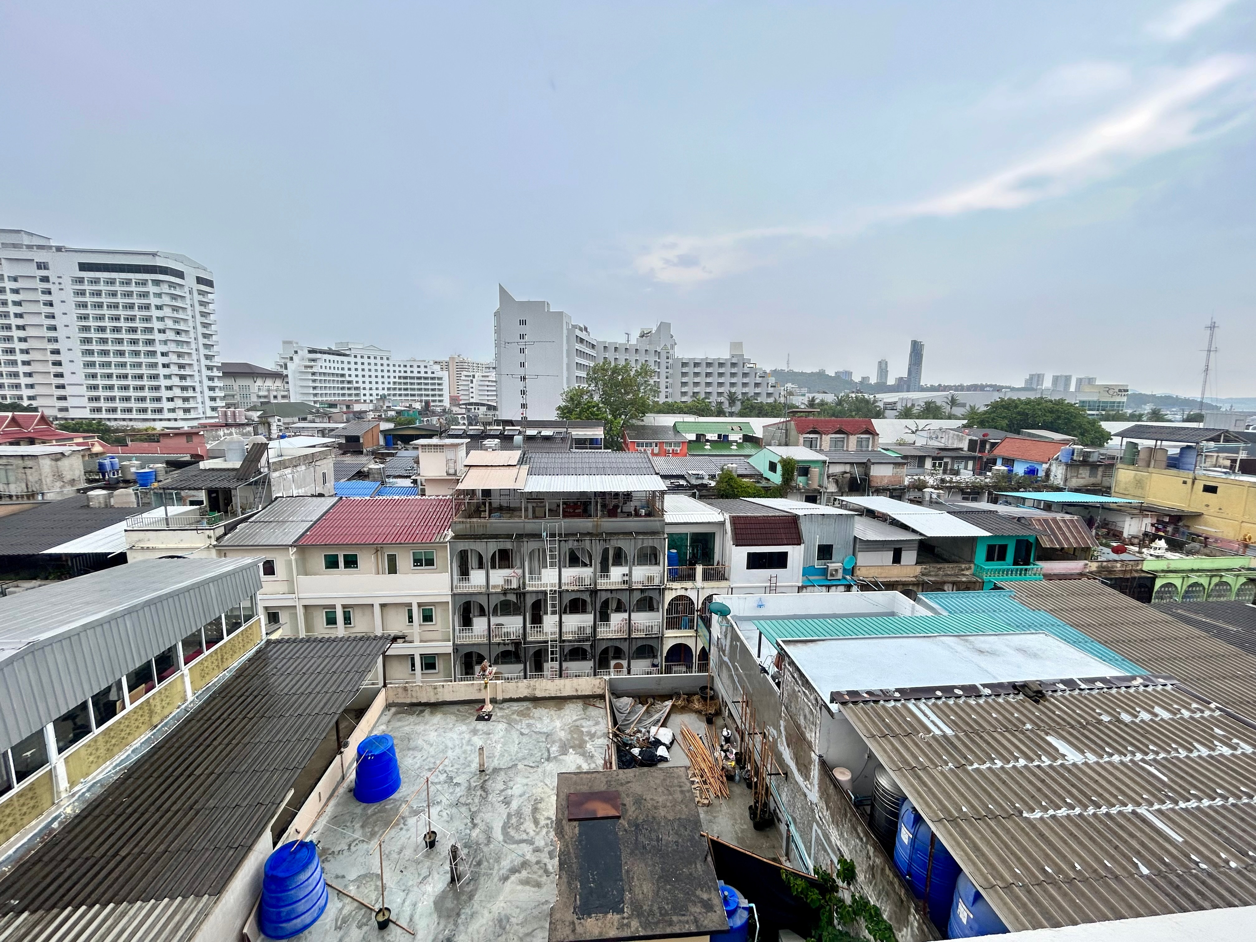 Large City View Studio Condo In Central Pattaya photo 17