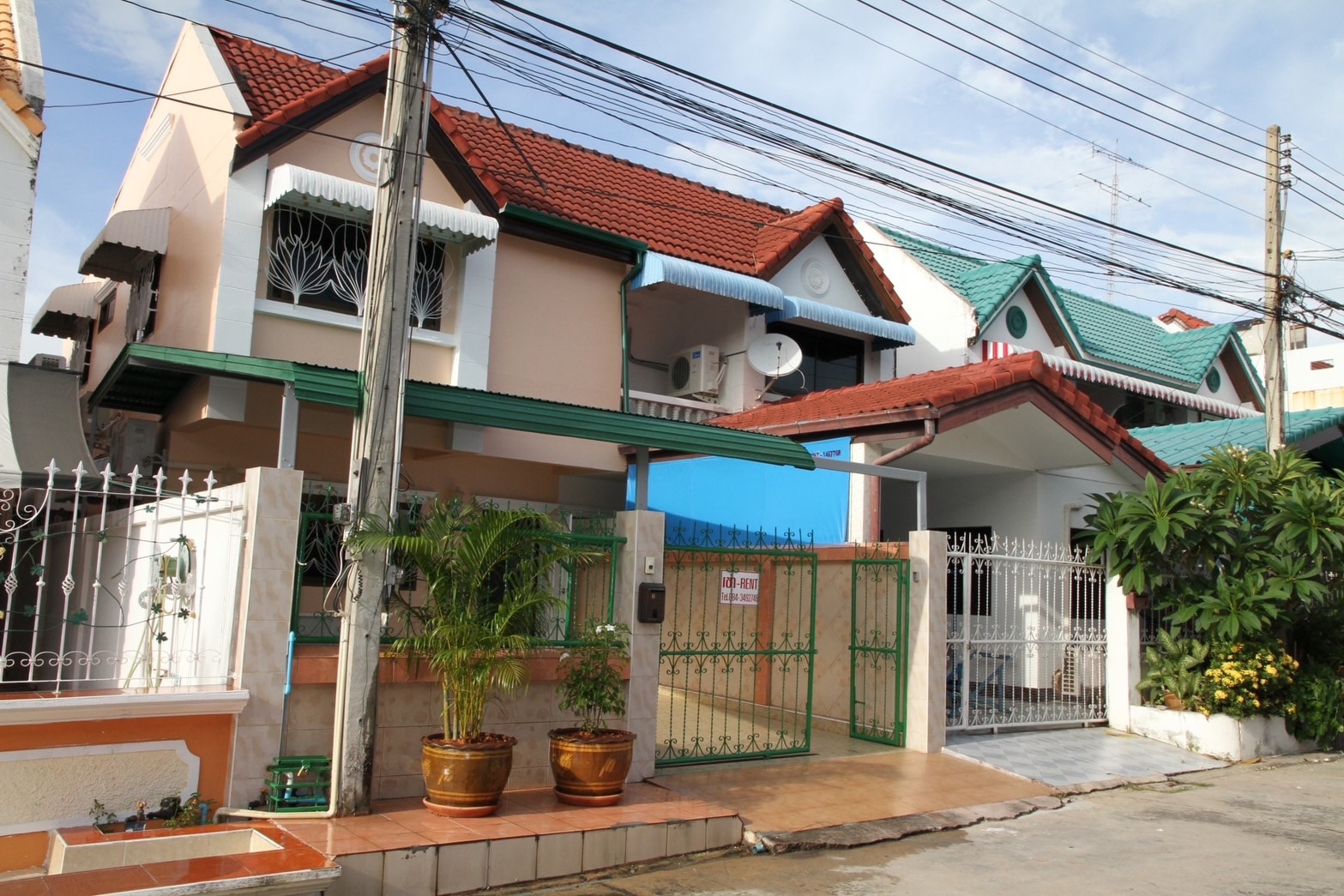 Renovated 2 Bed 2 Bath Townhouse In Central Pattaya photo 8