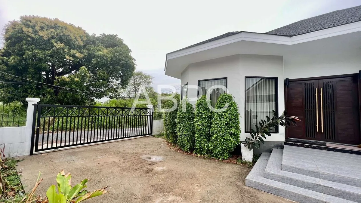 2 Bathroom 1 Bathroom in East Pattaya photo 10