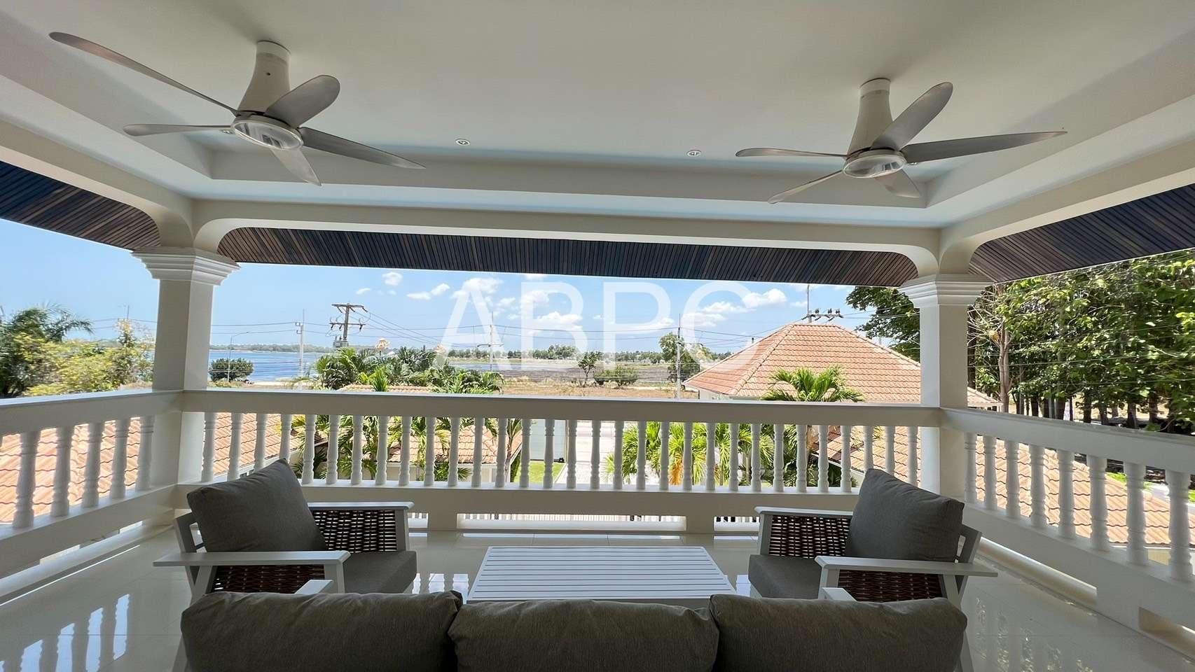 4 Bedrooms 4 Bathroom in Mapprachan photo 4