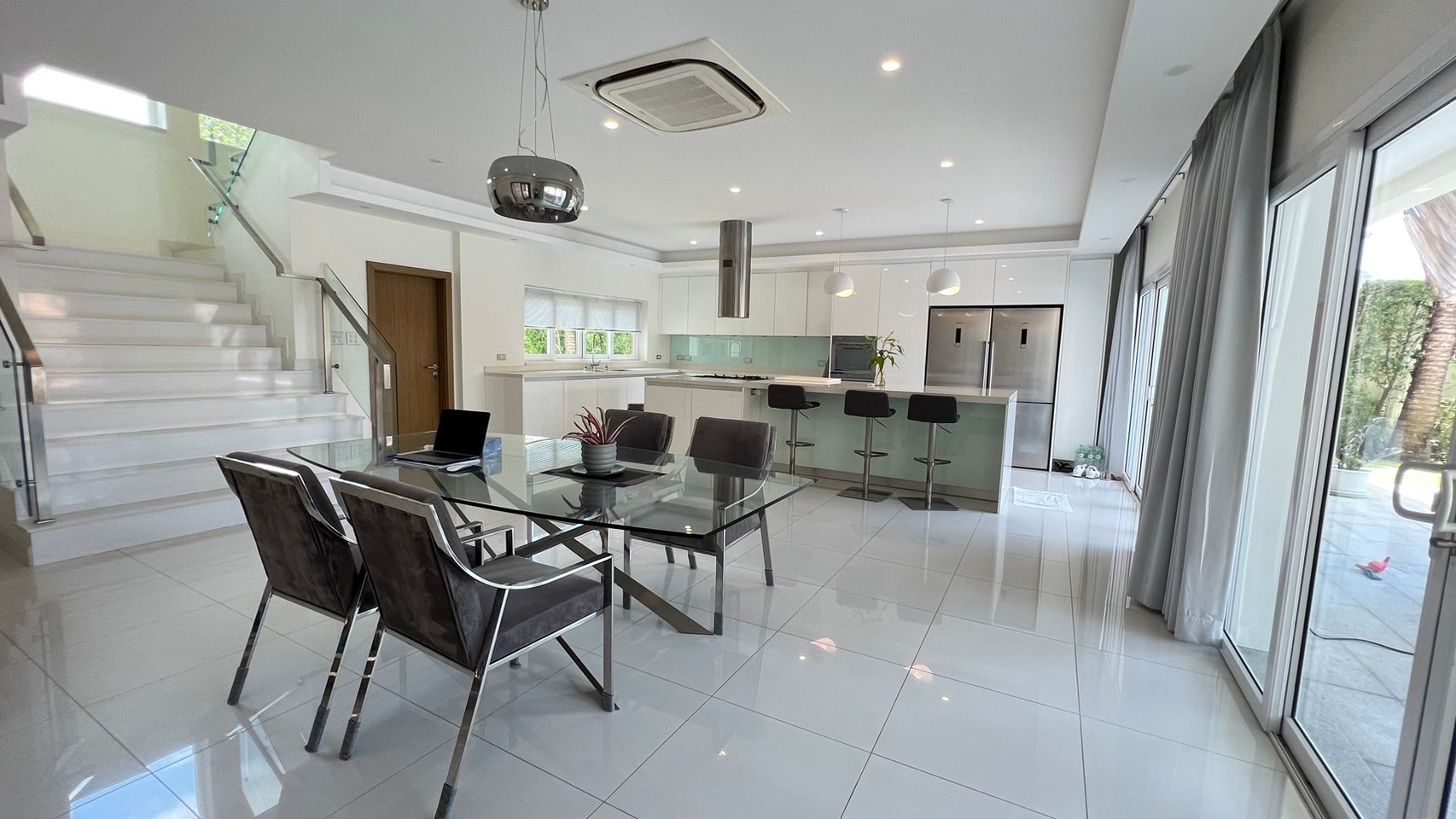4 Bedrooms 4 Bathroom in Mapprachan photo 24
