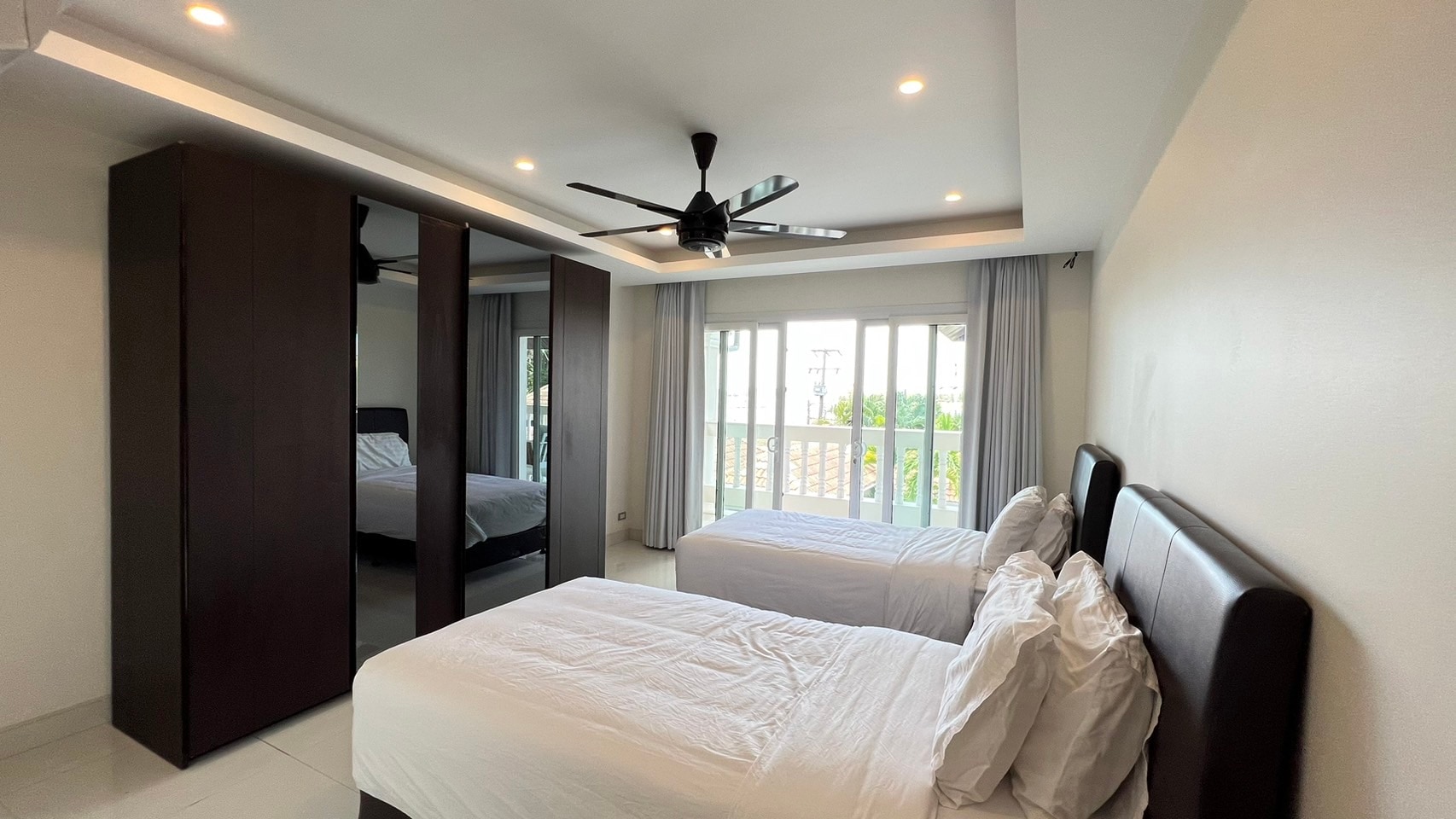 4 Bedrooms 4 Bathroom in Mapprachan photo 31