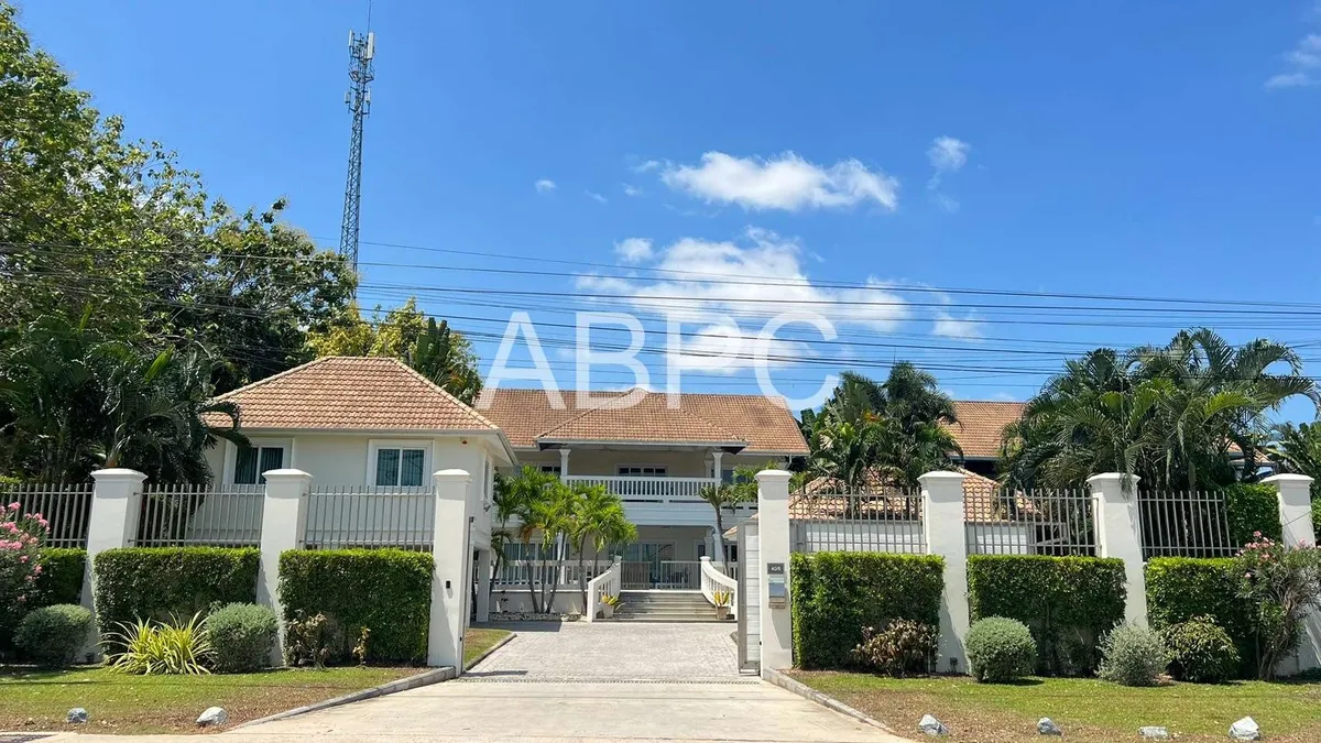 4 Bedrooms 4 Bathroom in Mapprachan