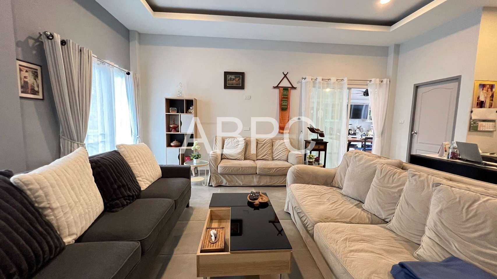 3 Bedrooms 4 Bathrooms Pool Villa in East Pattaya photo 7