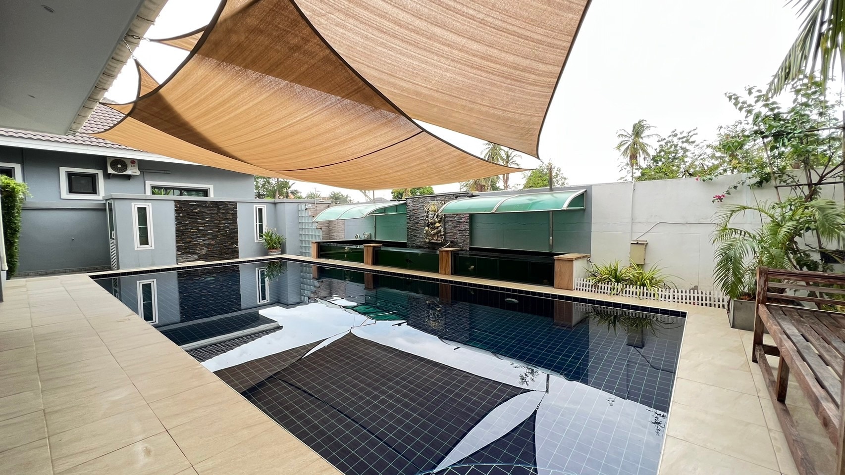 3 Bedrooms 4 Bathrooms Pool Villa in East Pattaya photo 18