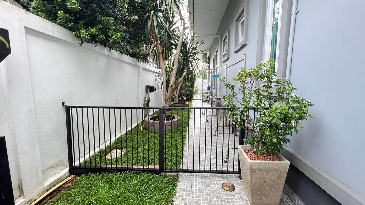 3 Bedrooms 4 Bathrooms Pool Villa in East Pattaya photo 15