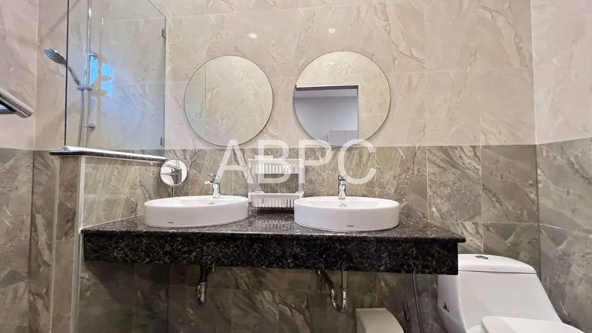 3 Bedrooms 4 Bathrooms Pool Villa in East Pattaya photo 5