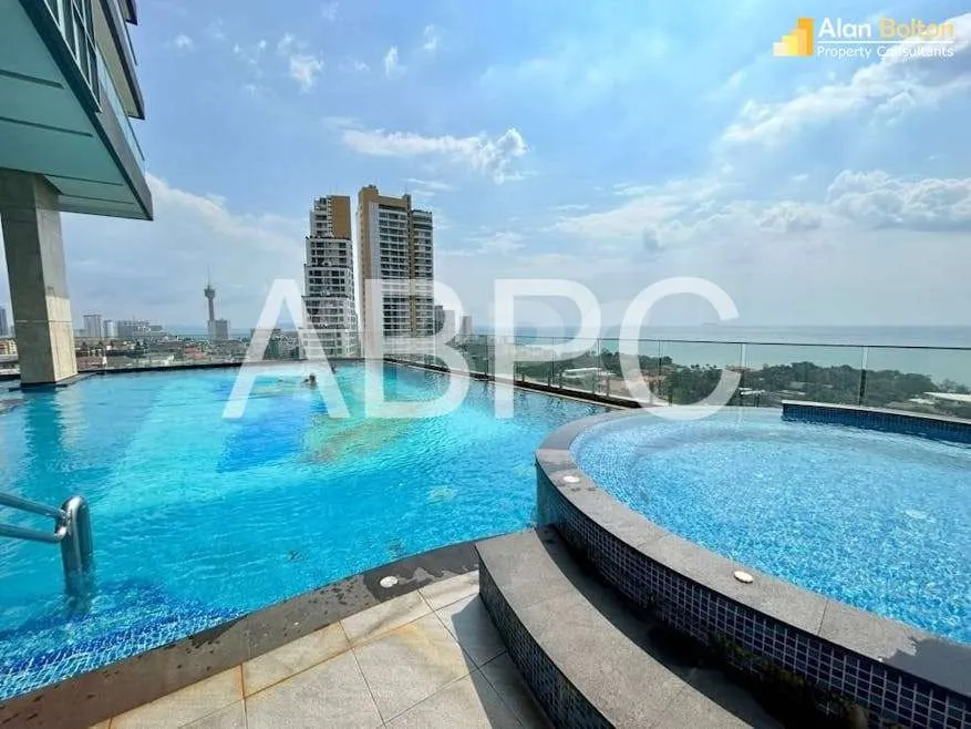 2 Bedroom 2 Bathroom in Pratumnak