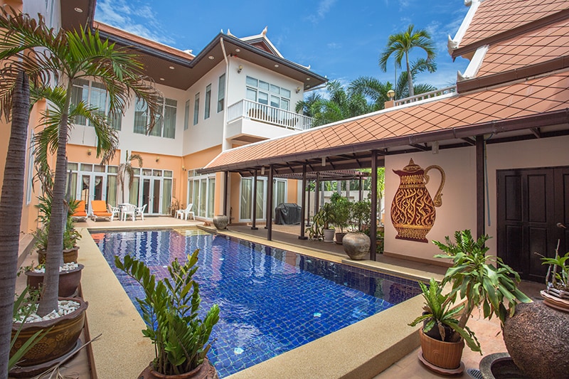 Five Bedroom Eight Bathroom Pool Villa In Pratumnak photo 19