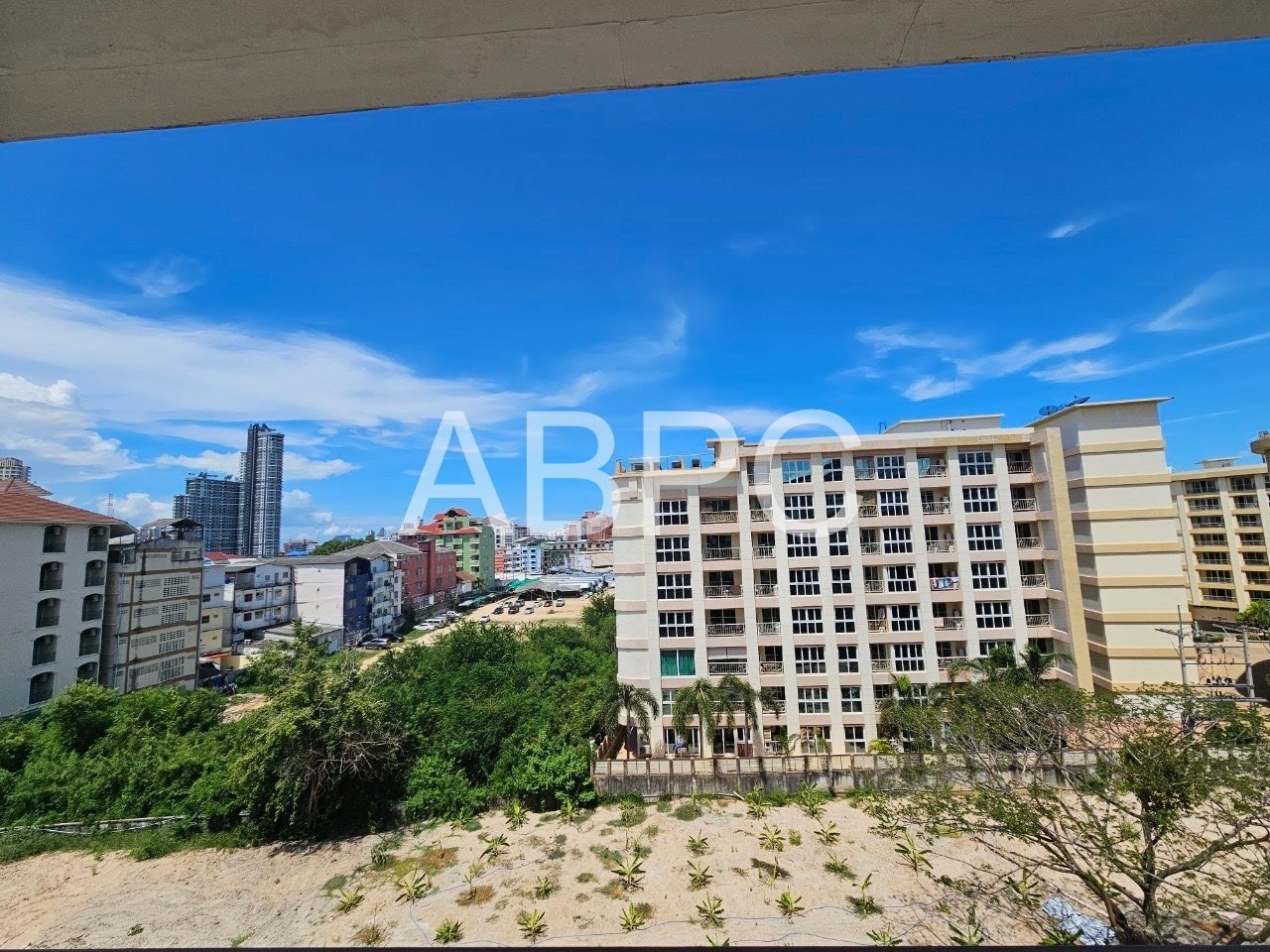 1 Bedroom Condo in The Urban Pattaya photo 4