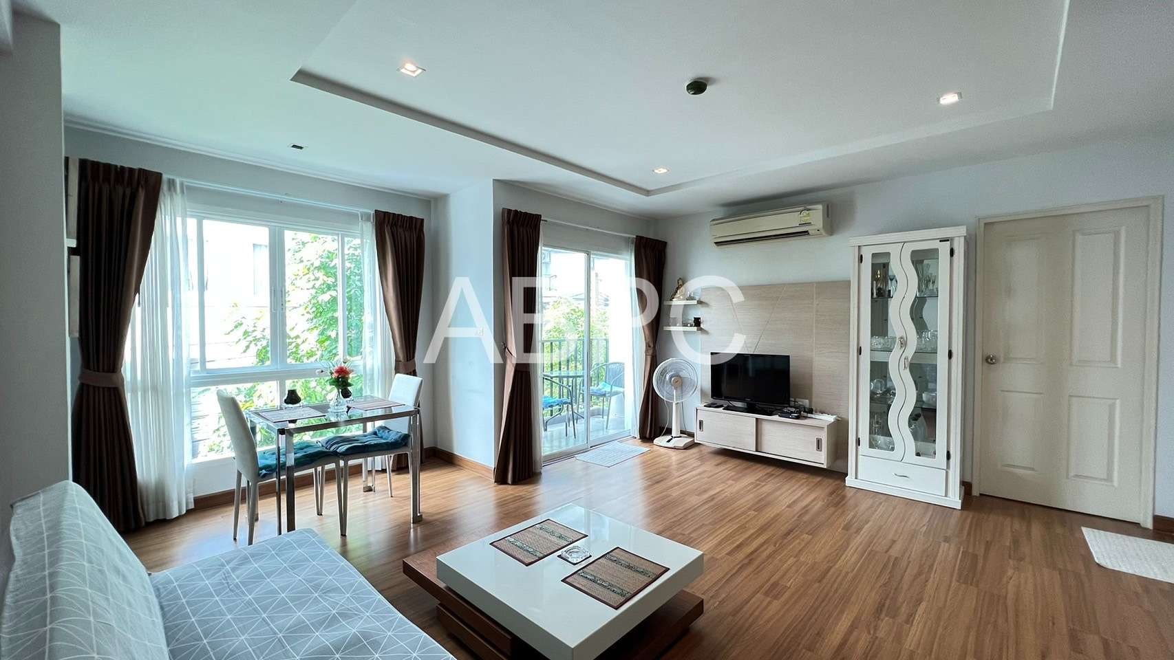 1 Bedroom 1 Bathroom in Pratumnak