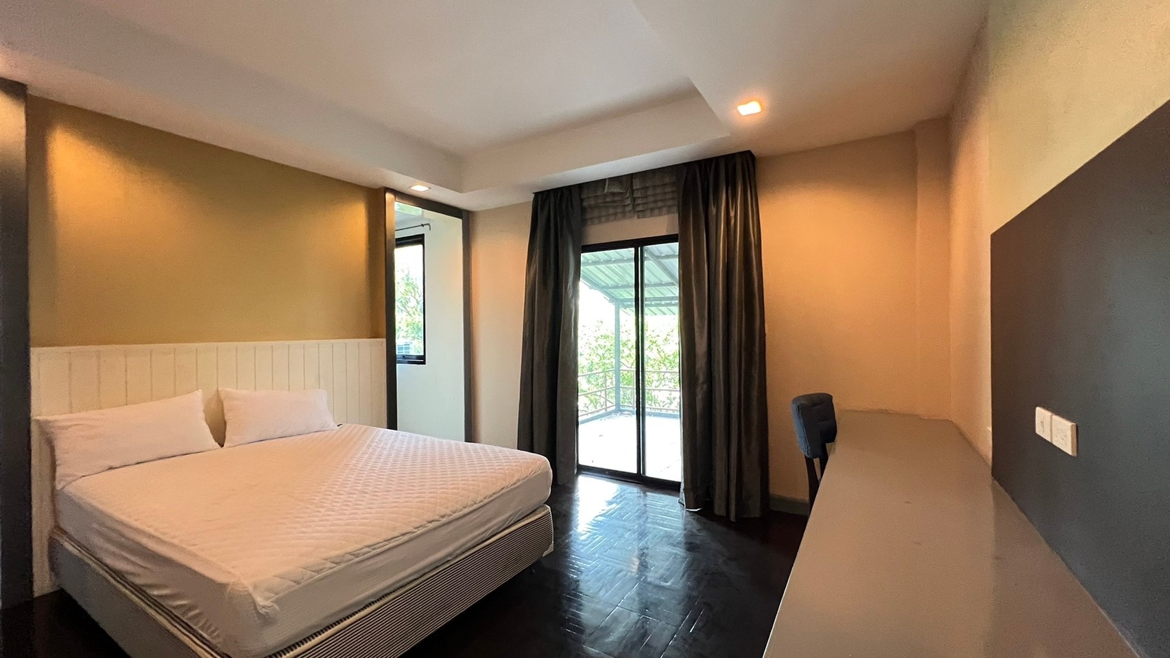 3 Bedrooms 4 Bathroom Pool Villa in East Pattaya photo 18