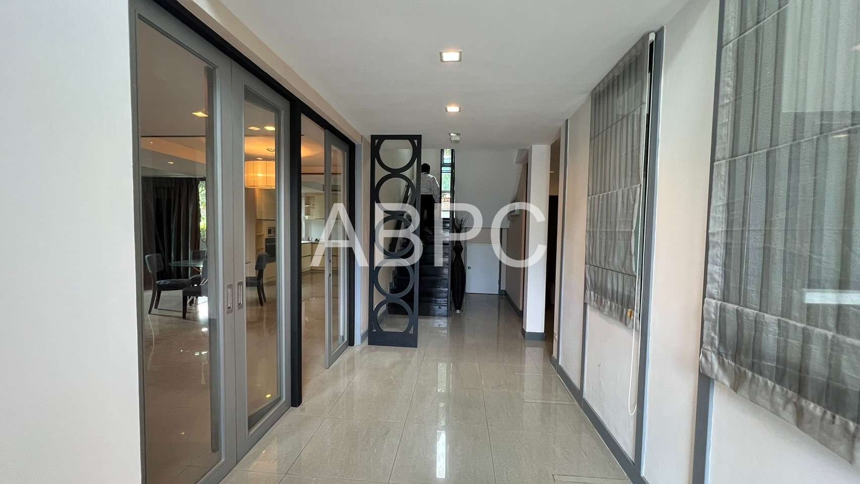 3 Bedrooms 4 Bathroom Pool Villa in East Pattaya photo 11