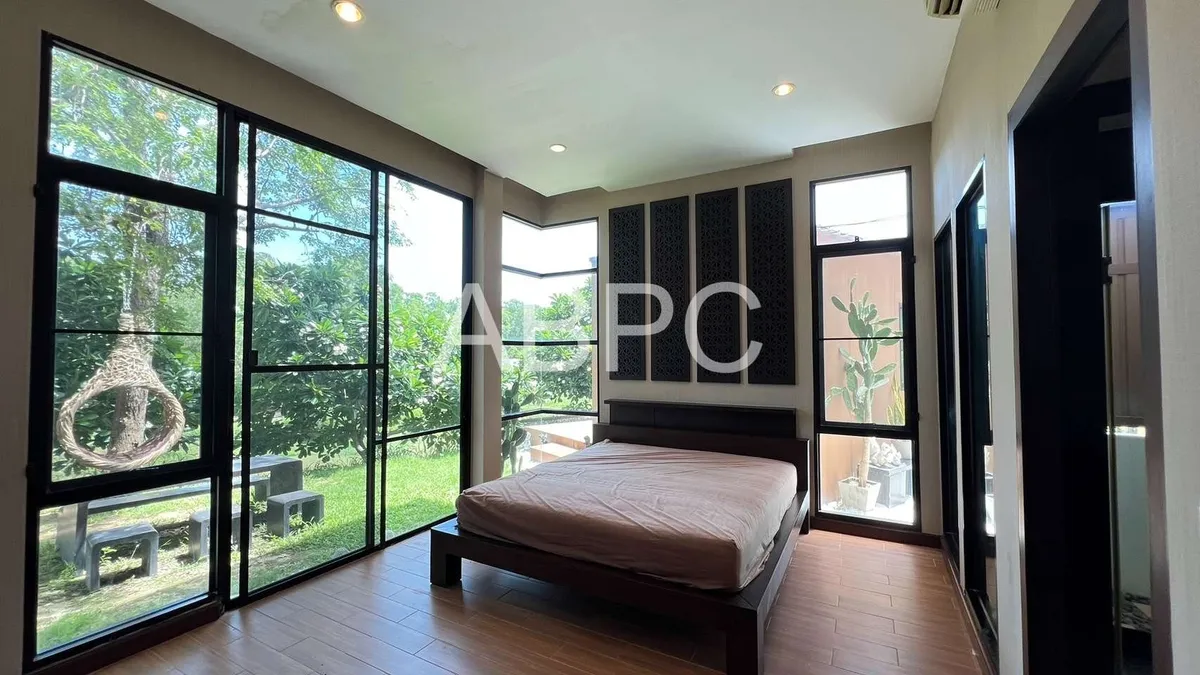 3 Bedroom 3 Bathroom in East Pattaya photo 15