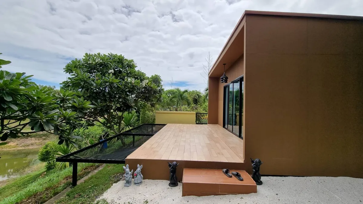 3 Bedroom 3 Bathroom in East Pattaya photo 28