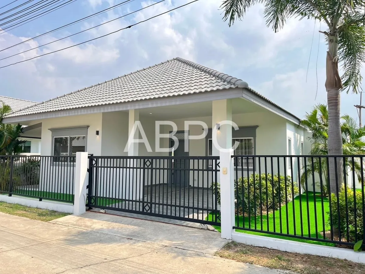 JUST IN 2 Bedroom House in East Pattaya photo 6