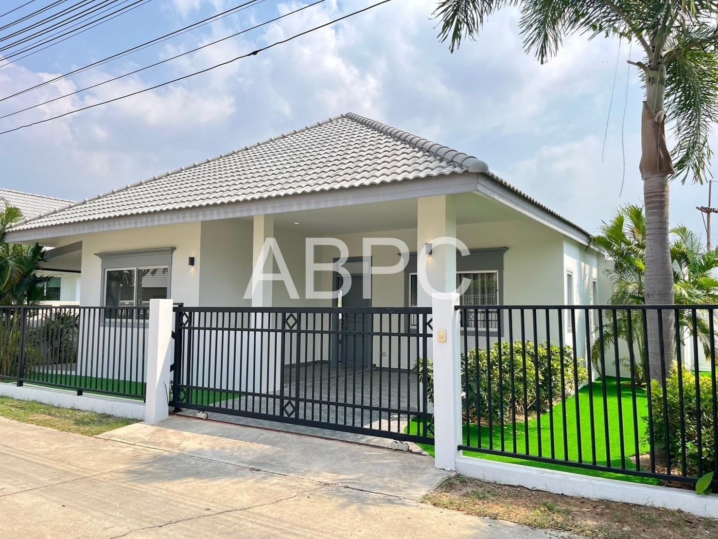 JUST IN 2 Bedroom House in East Pattaya photo 6