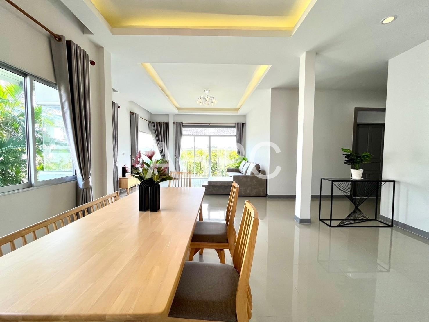 JUST IN 2 Bedroom House in East Pattaya photo 4