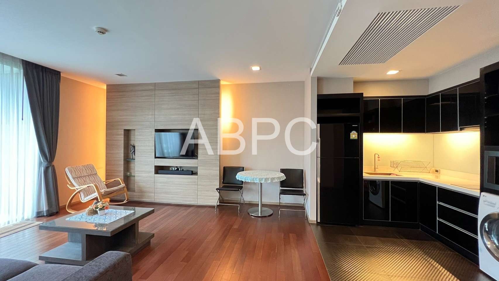 1 Bed - 1 Bath Condo in Wongamat