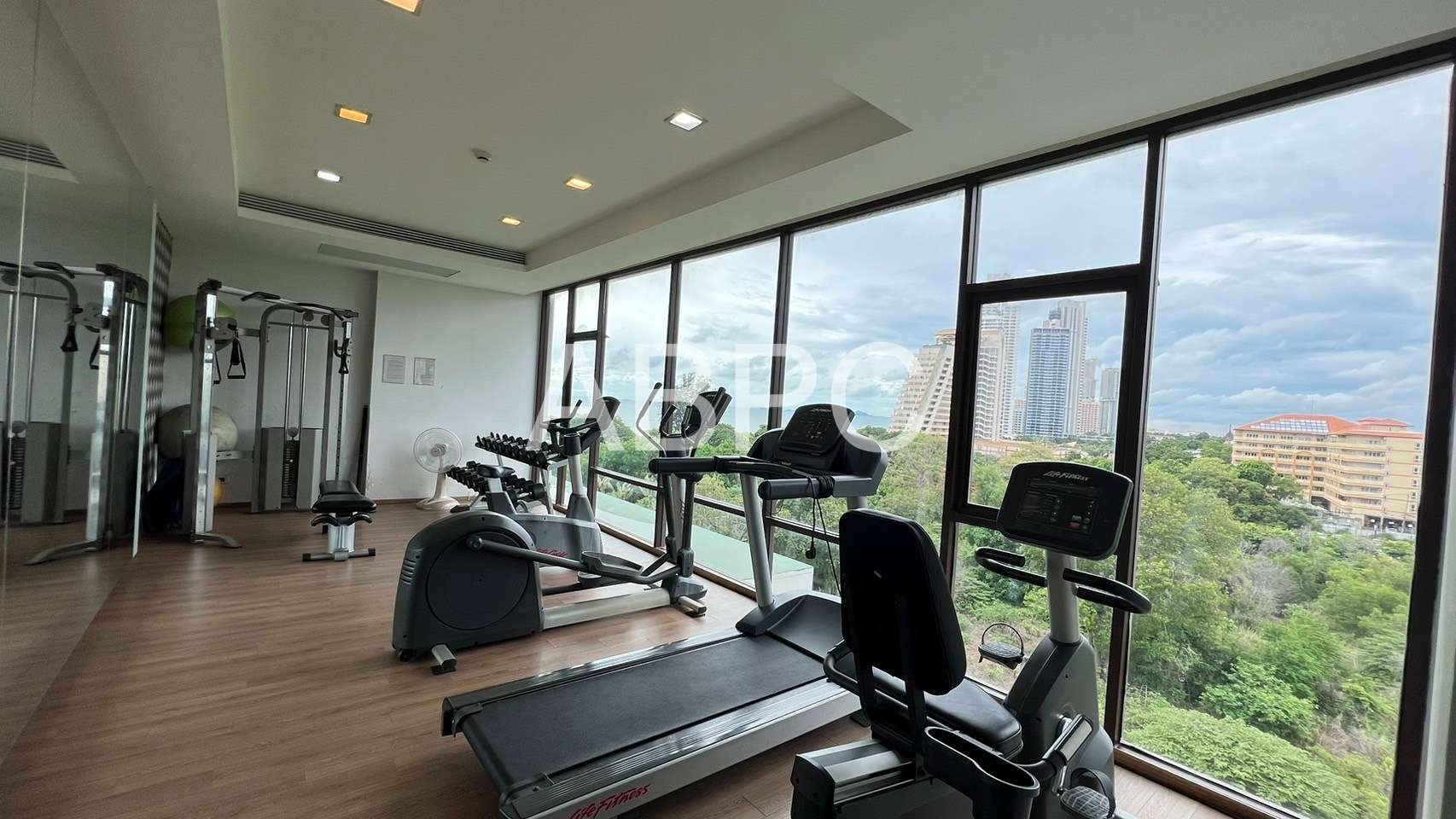 1 Bed - 1 Bath Condo in Wongamat photo 12