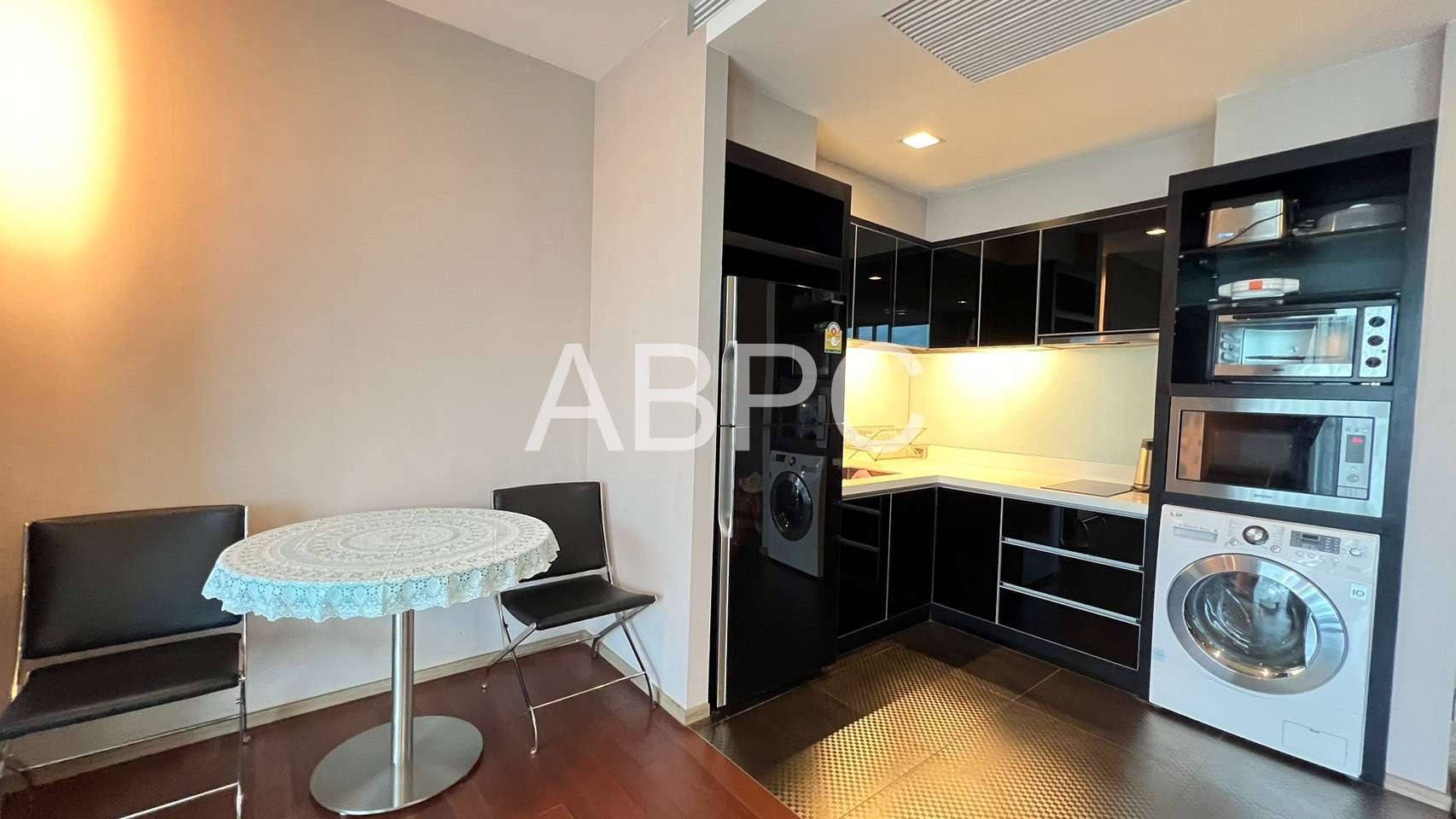 1 Bed - 1 Bath Condo in Wongamat photo 8