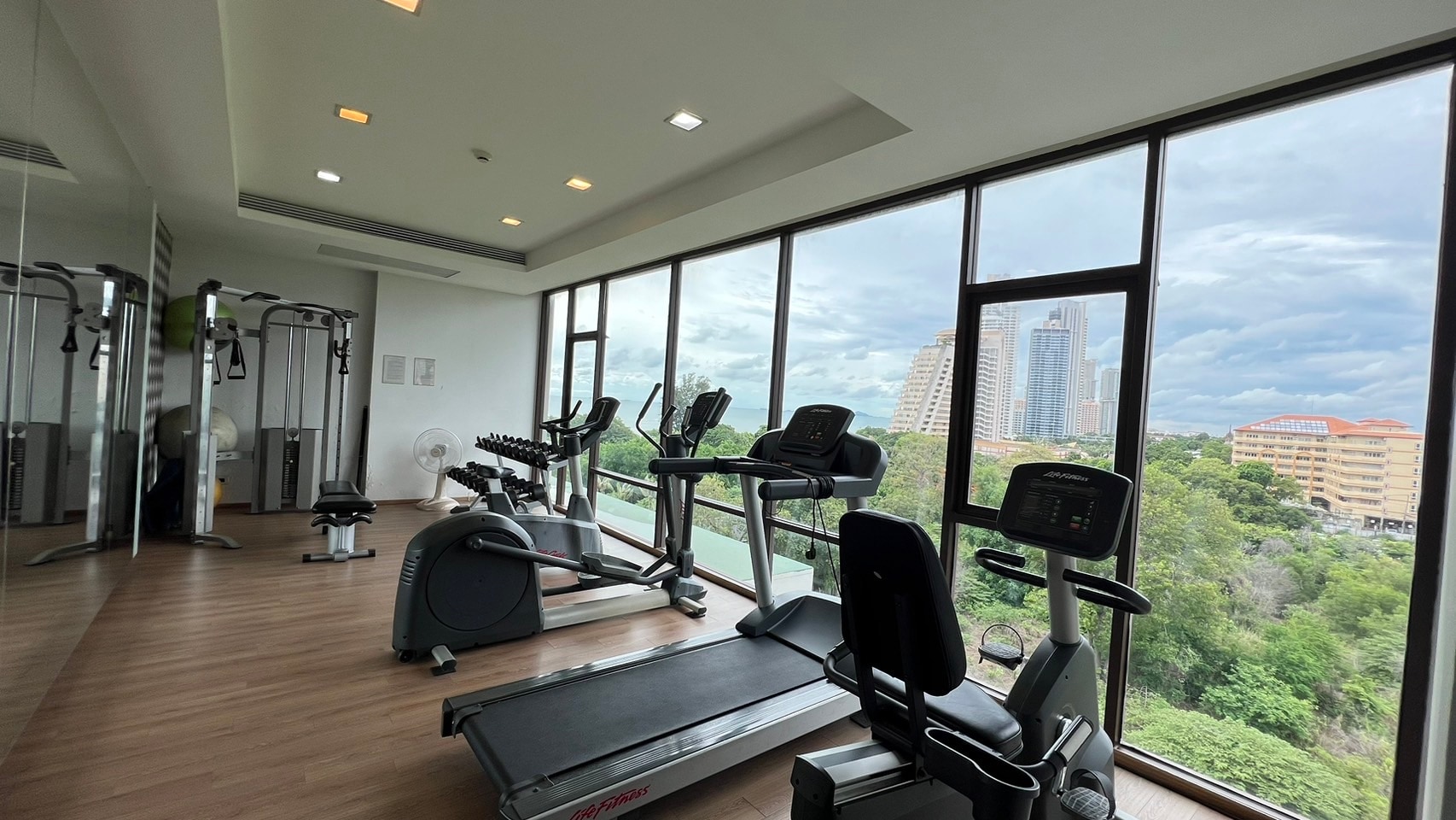 1 Bed - 1 Bath Condo in Wongamat photo 16