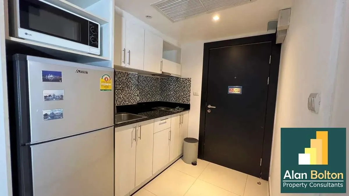 Studio 1 Bathroom in Central Pattaya photo 7