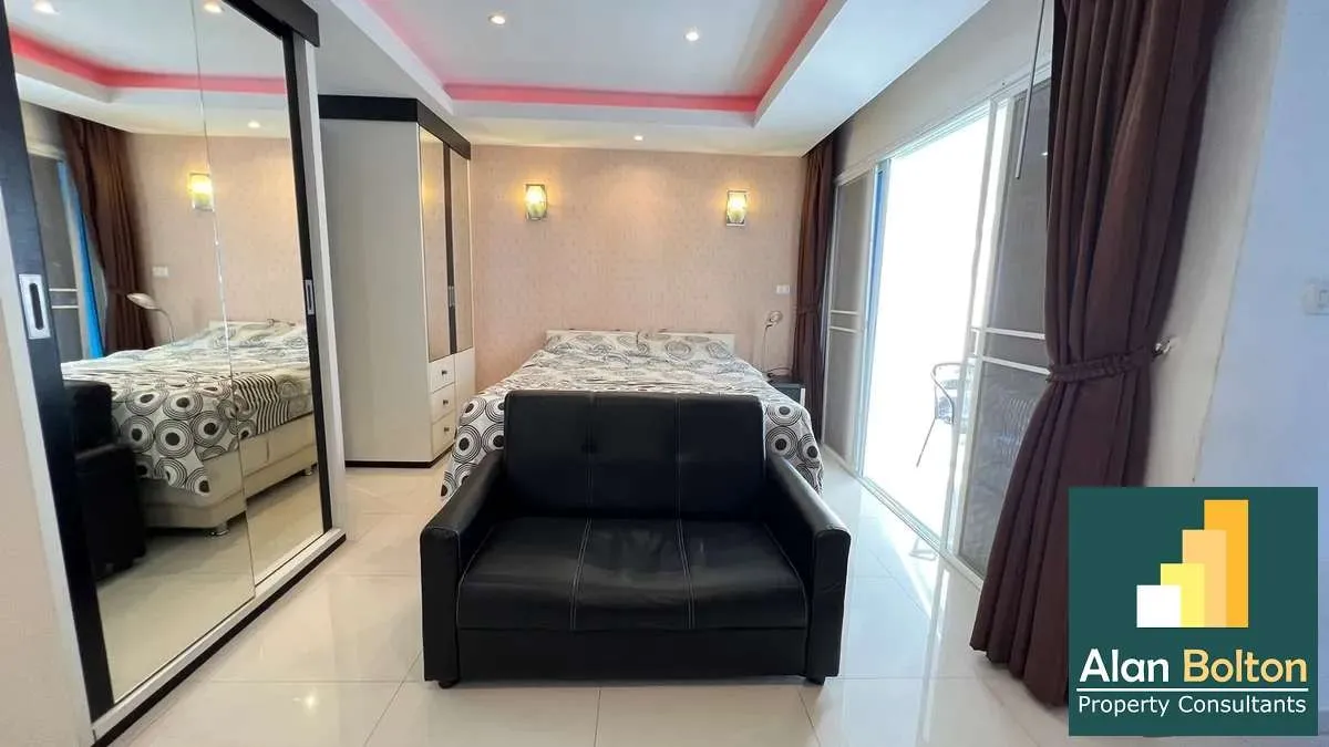 Studio 1 Bathroom in Central Pattaya photo 10